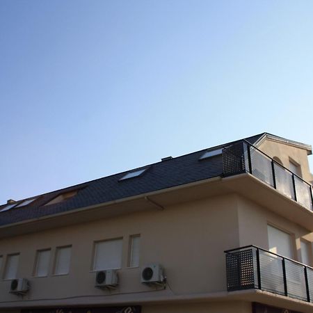 Ar Apartamentos Soto Real Oda fotoğraf