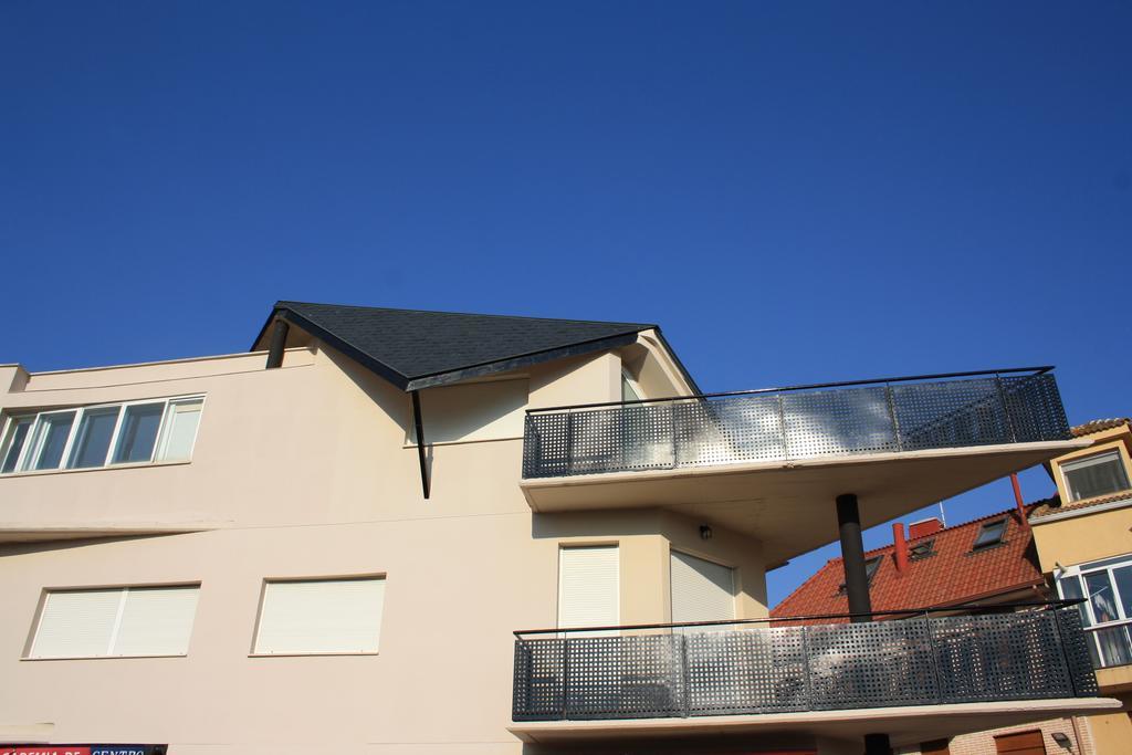 Ar Apartamentos Soto Real Oda fotoğraf