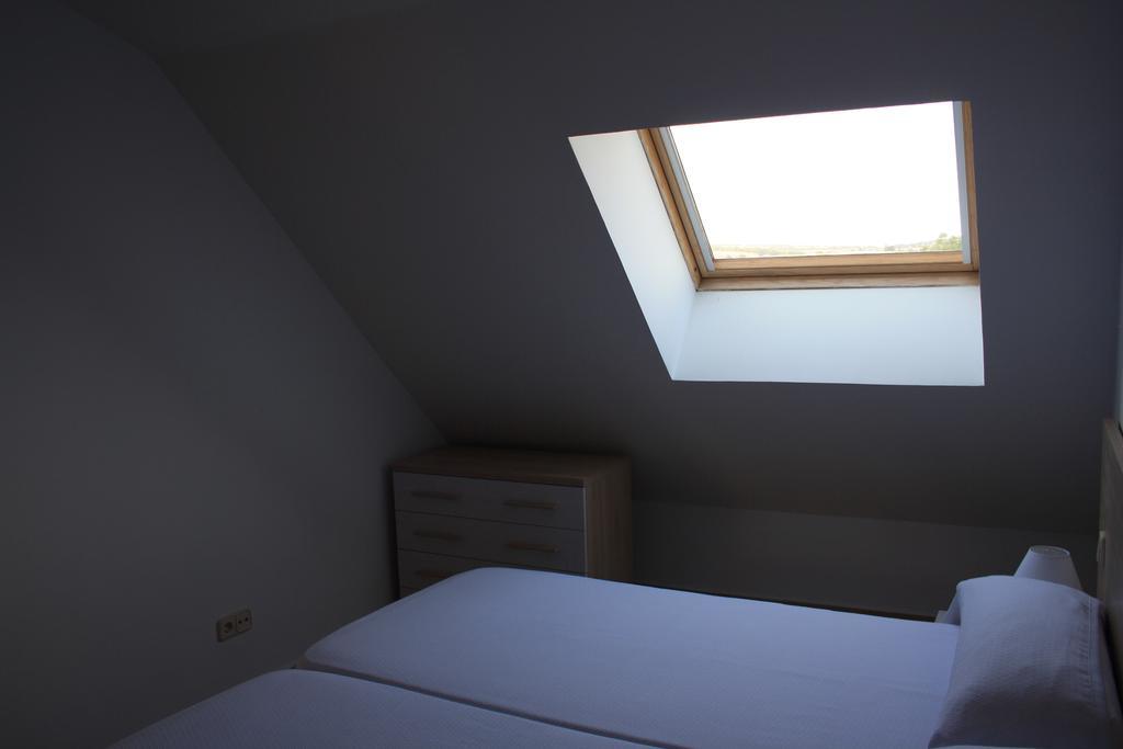 Ar Apartamentos Soto Real Oda fotoğraf