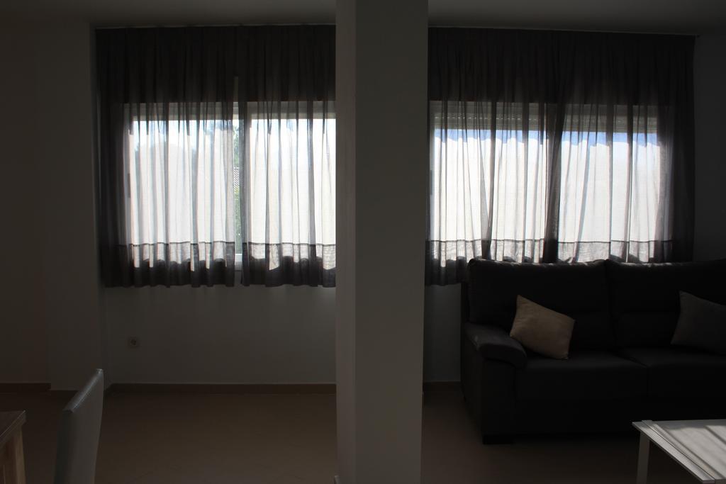 Ar Apartamentos Soto Real Oda fotoğraf